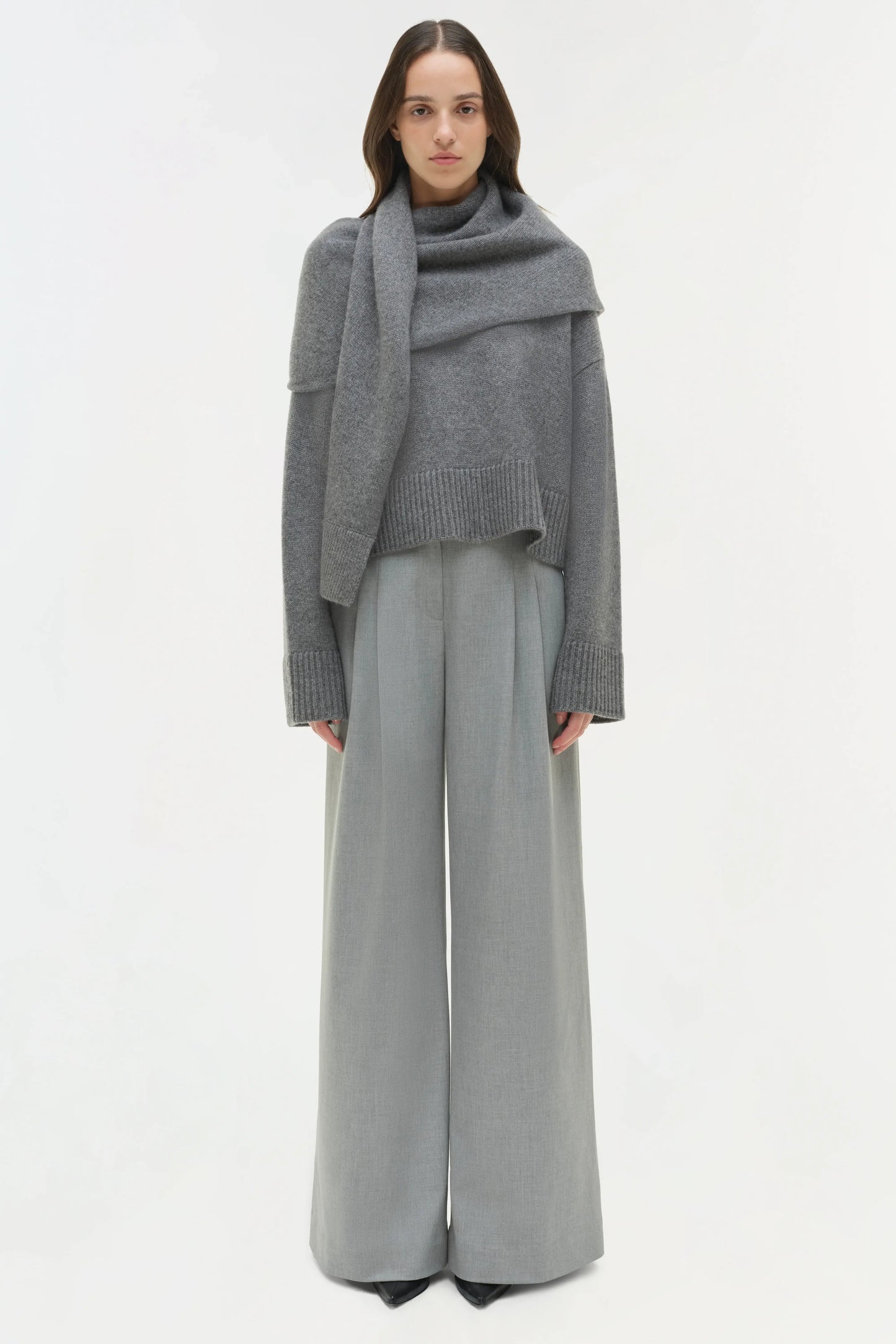 ELSON SCARF SWEATER