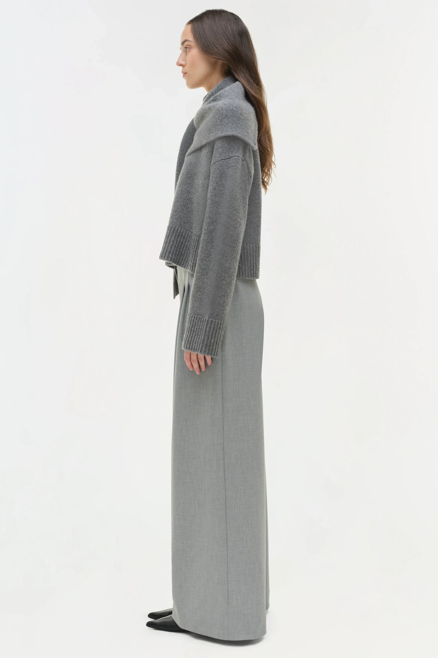 ELSON SCARF SWEATER