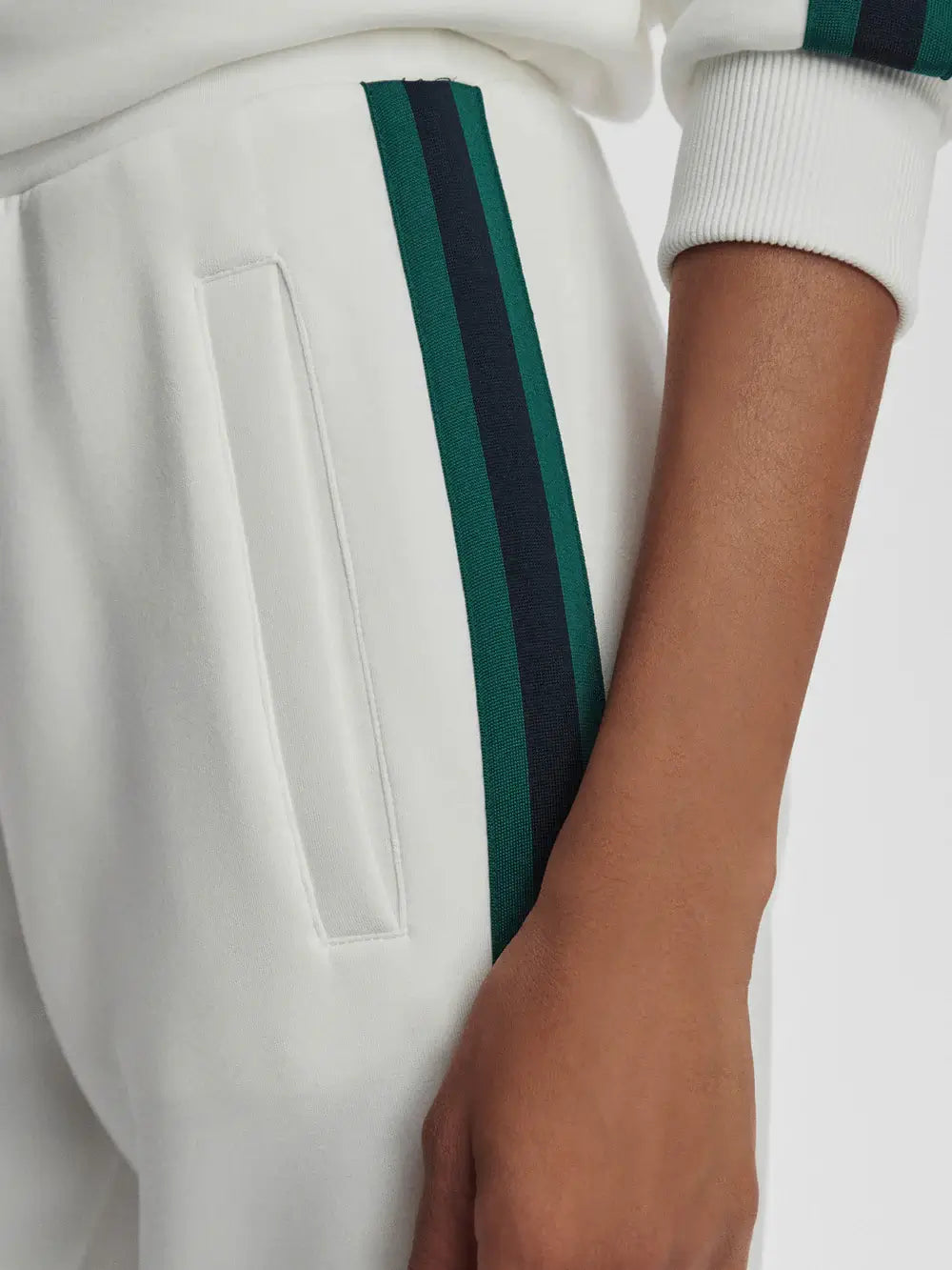 THE SLIM STRIPE CUFF PANT 26