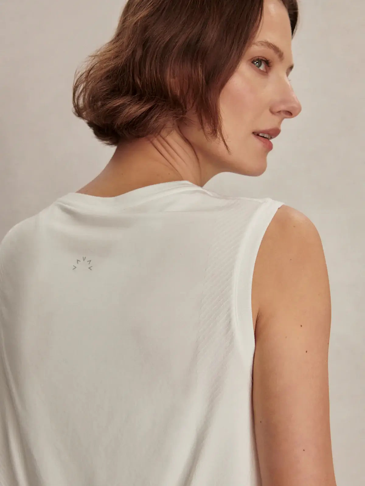 NATE SEAMLESS CROPPED TANK