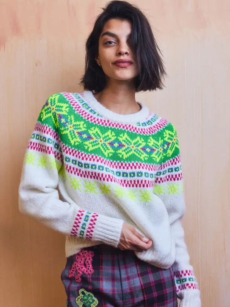 NORA SNOWFLAKE CREWNECK