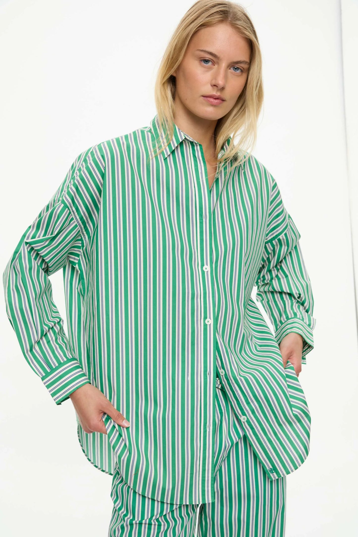 MARA OVERSIZED LONG SLEEVE SHIRT STRIPE- GREEN HILLS/WHITE/NAVY