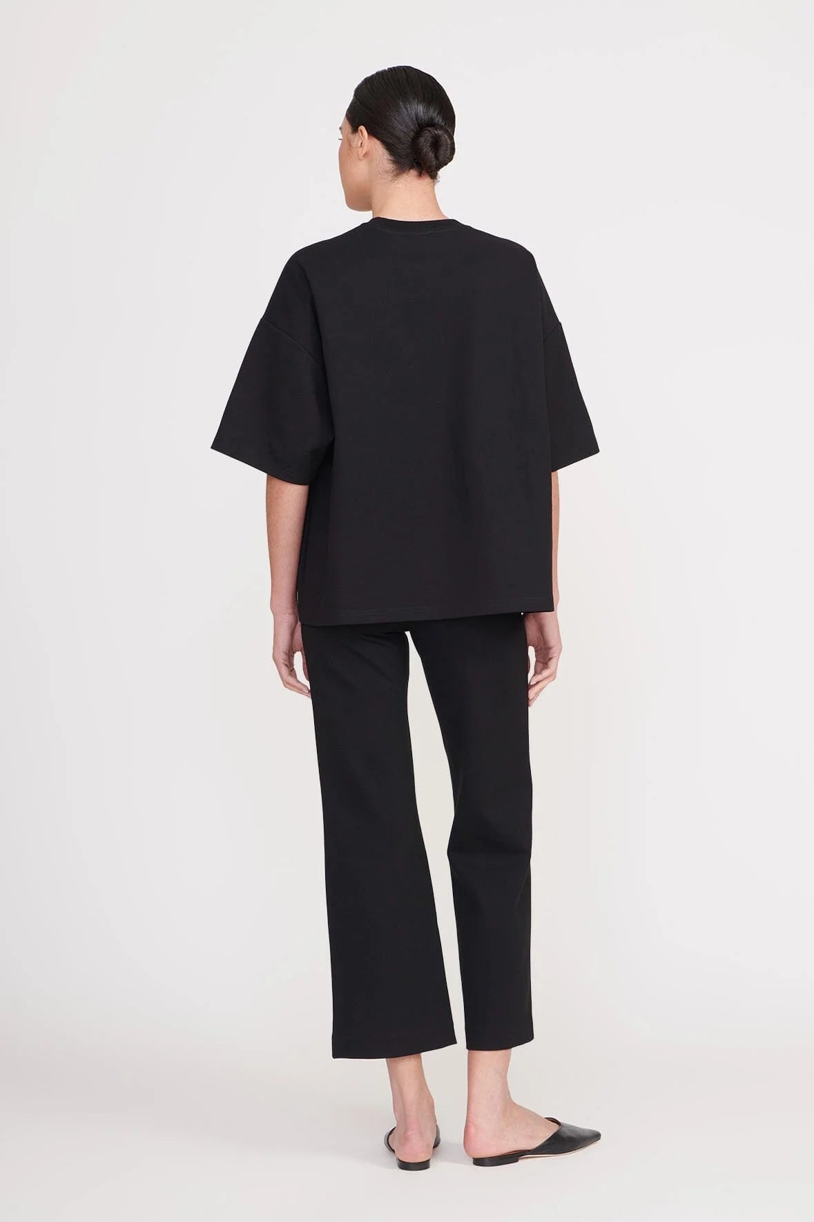 CAPSULE TOP BLACK