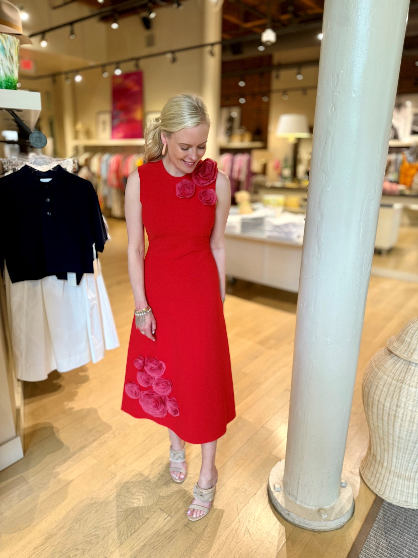 SLEEVELESS MIDI DRESS