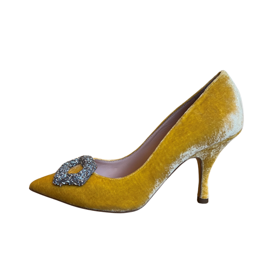 AMINTA PUMP - DAFODIL VELVET