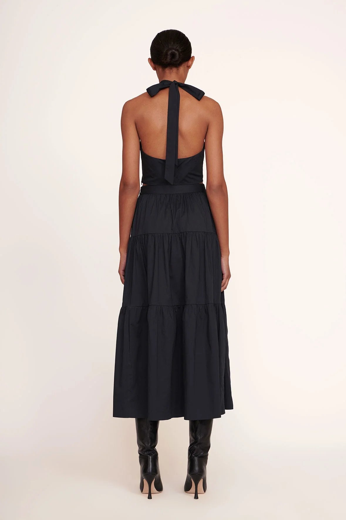 SMOCKED KAI TOP IN BLACK