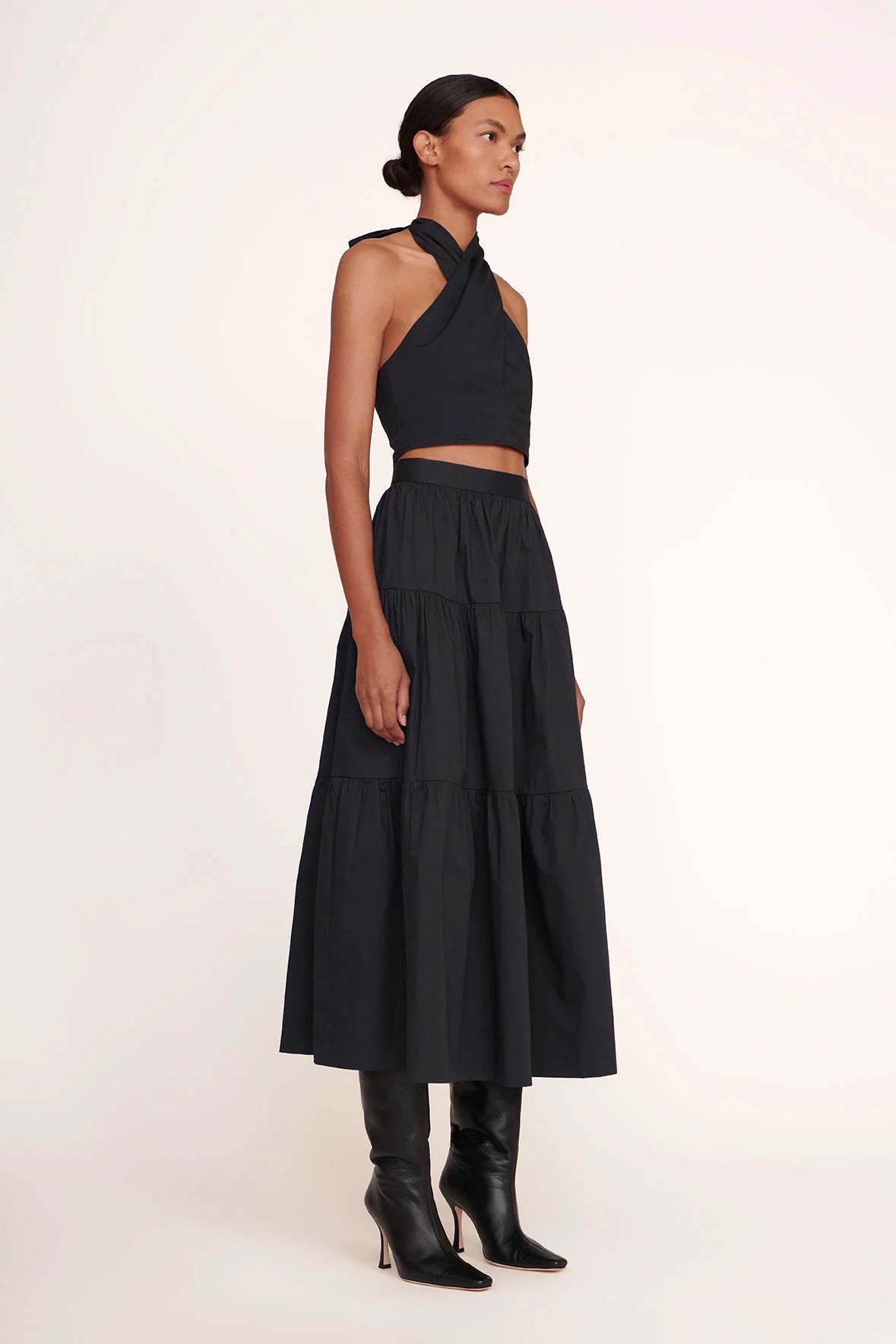 SMOCKED KAI TOP IN BLACK