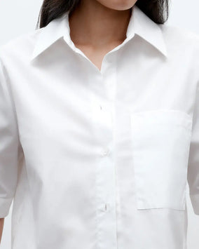 CROPPED BUTTON DOWN