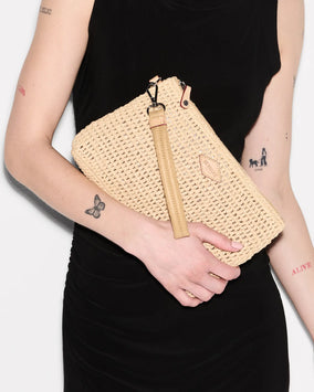 CROCHET/CAMEL CROCHET CLUTCH