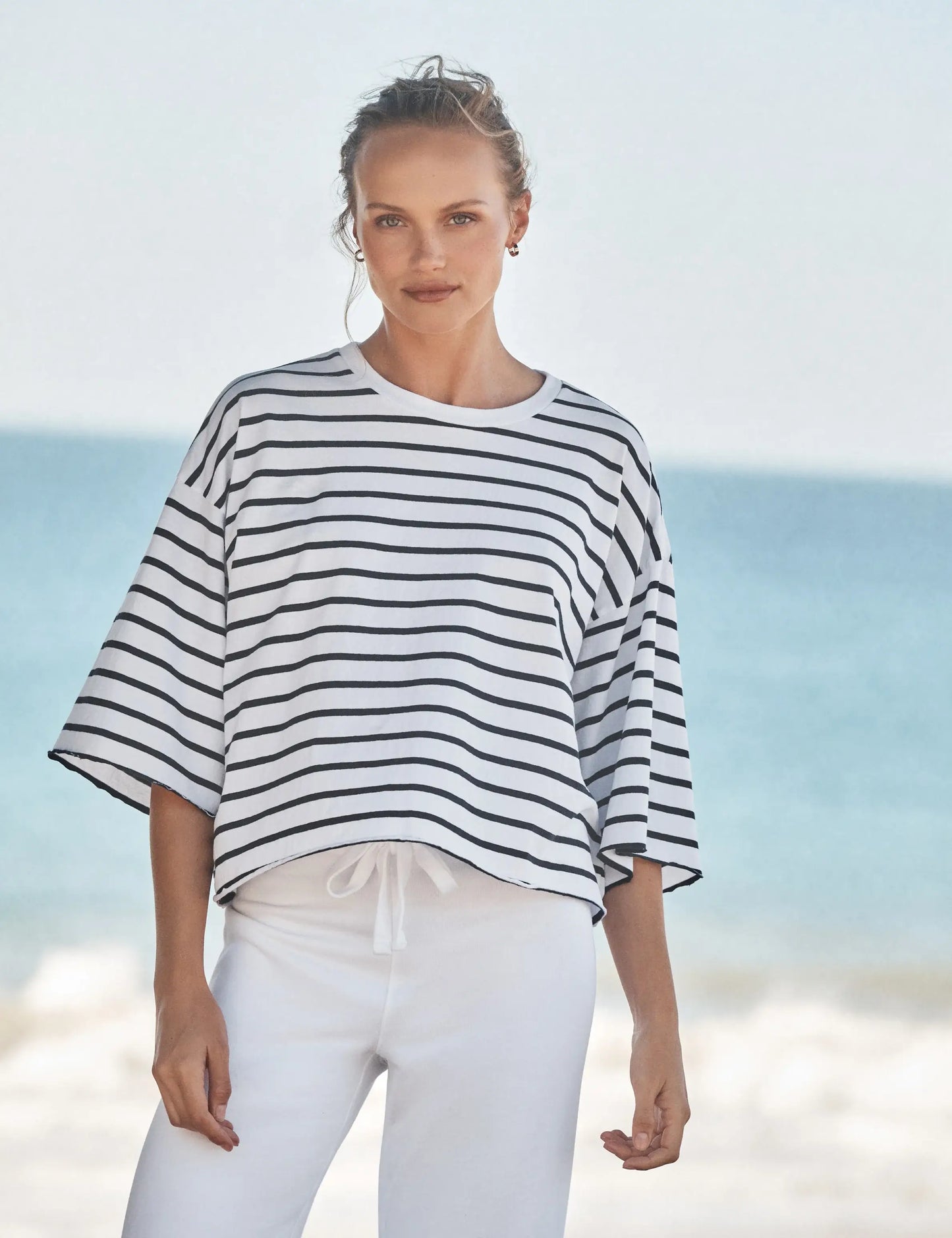 PRESLEY OVERSIZED CROP TEE