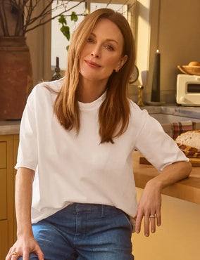 PERRY SS CREWNECK- WHITE