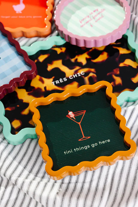 TINY THINGS LAQUER TRAY