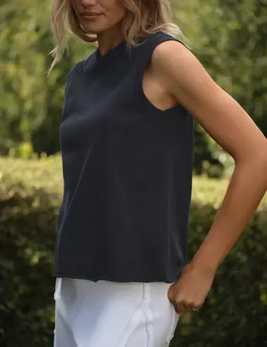 FINN SLEEVELESS TANK