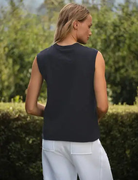 FINN SLEEVELESS TANK