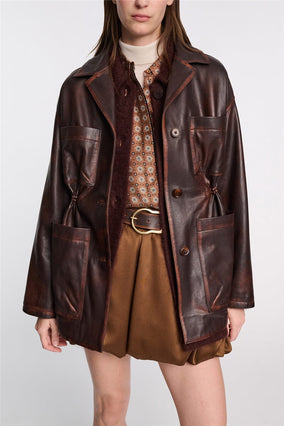 SLEEK STATEMENT LEATHER JACKET