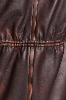 SLEEK STATEMENT LEATHER JACKET