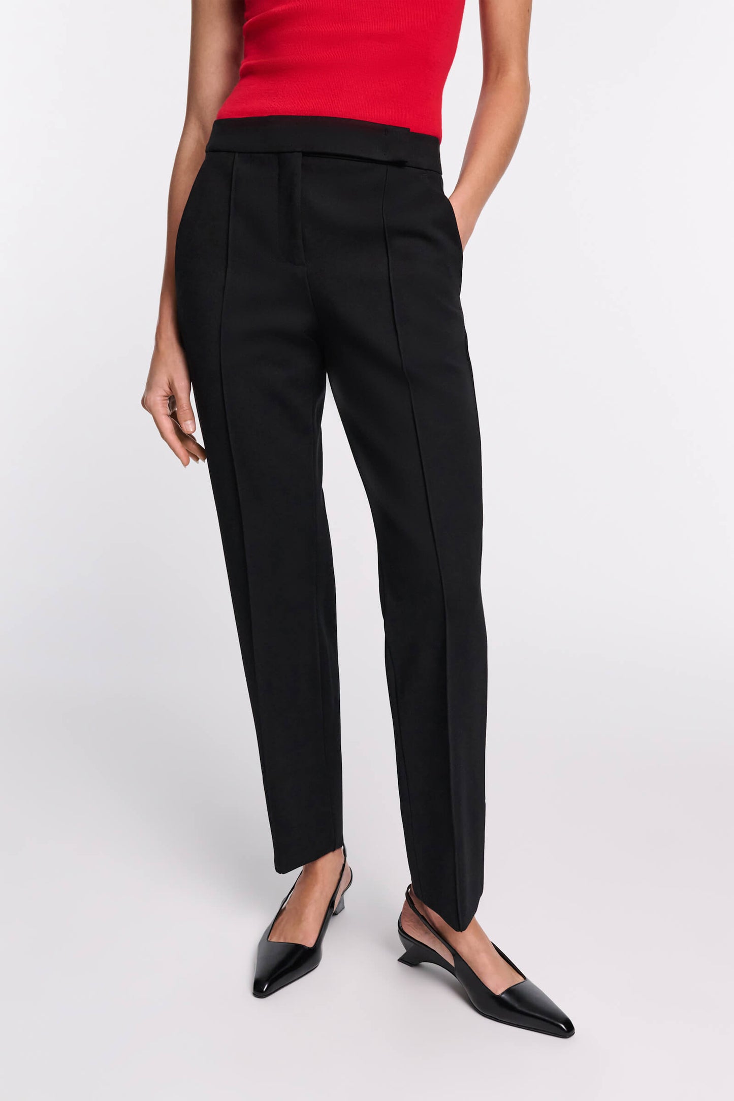 EMOTIONAL ESSENCE PANTS- PURE BLACK