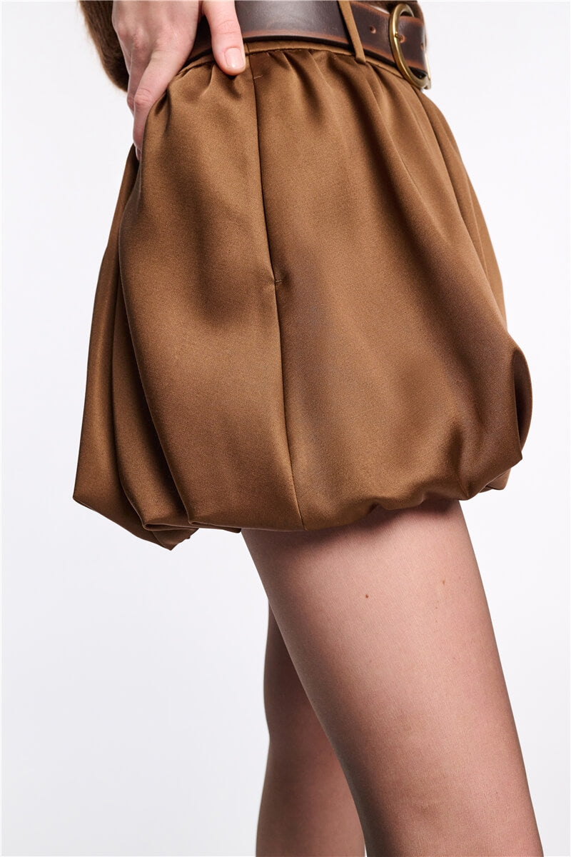SHINY STATEMENT BUBBLE SKORT
