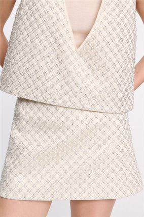 SPARKLING STATEMENT PEARL MINI SKIRT