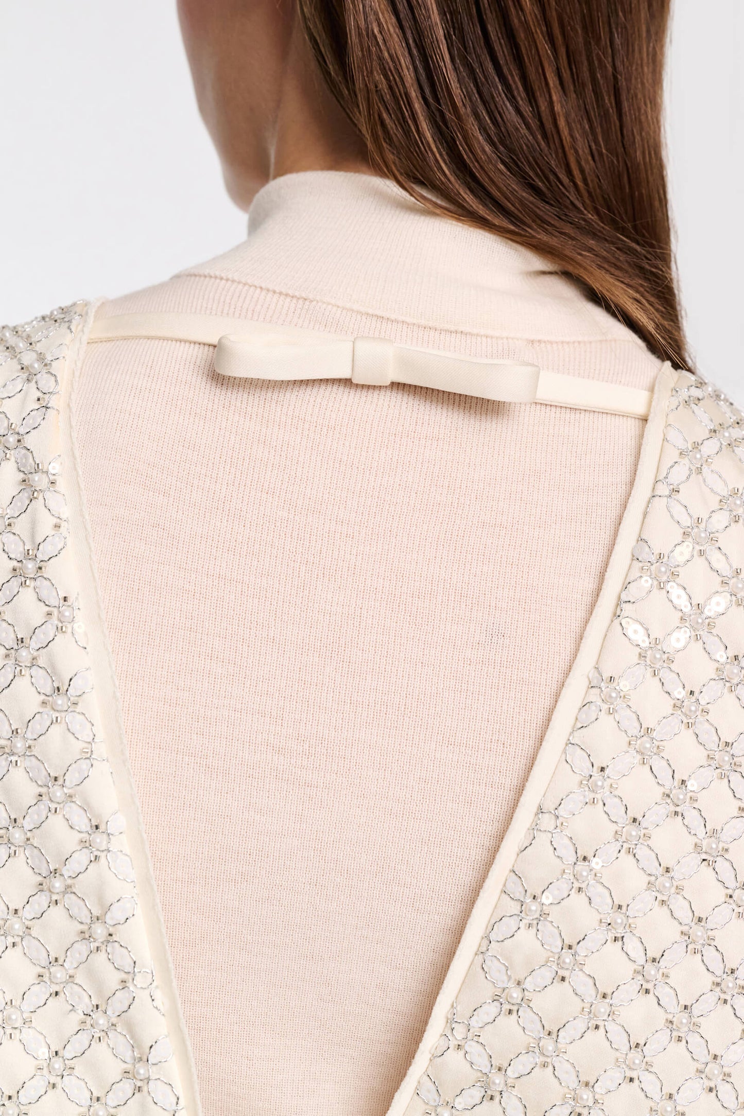 SPARKLING STATEMENT PEARL TOP