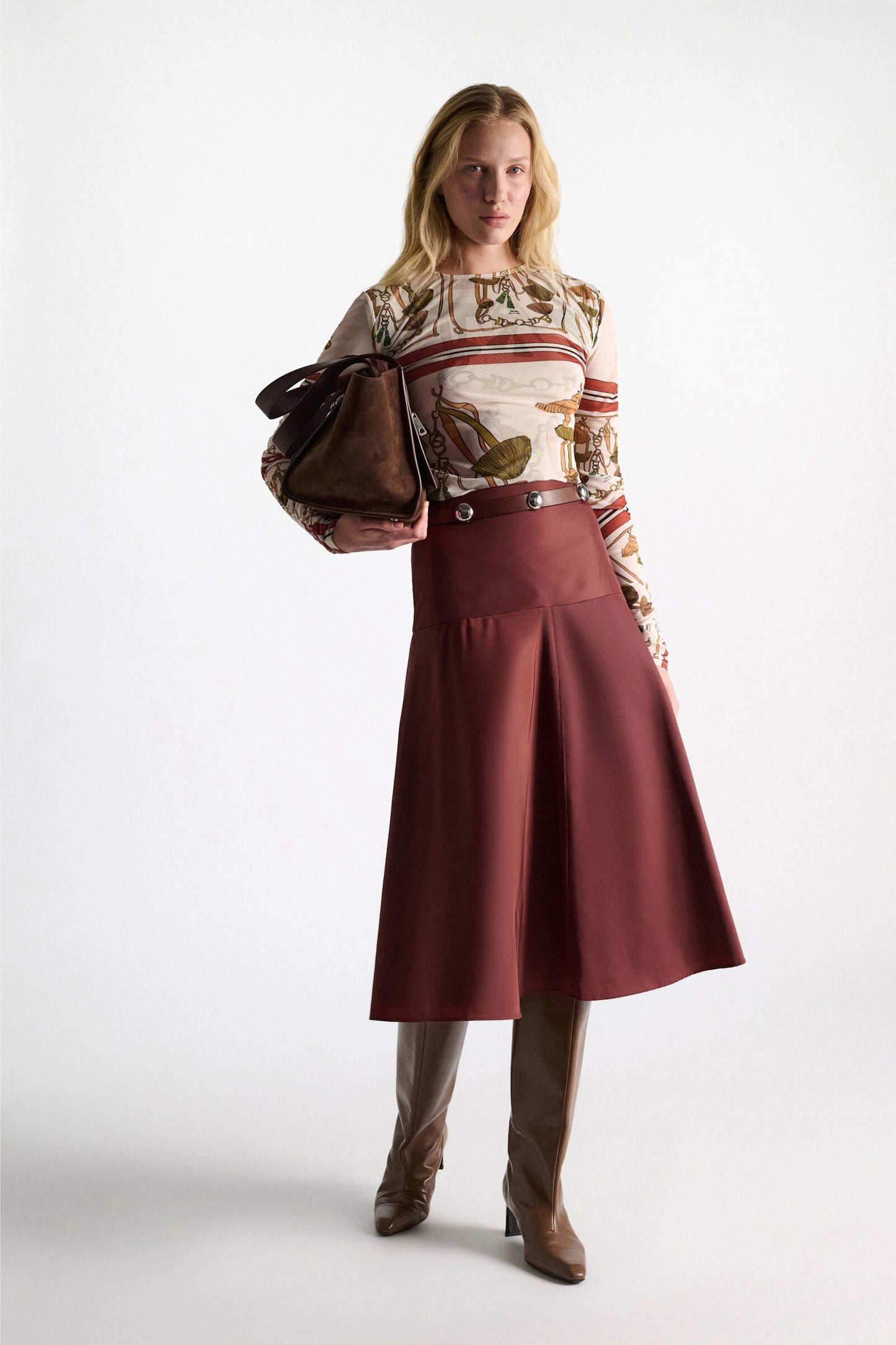 SPORTY ELEGANCE SKIRT- CINNAMON
