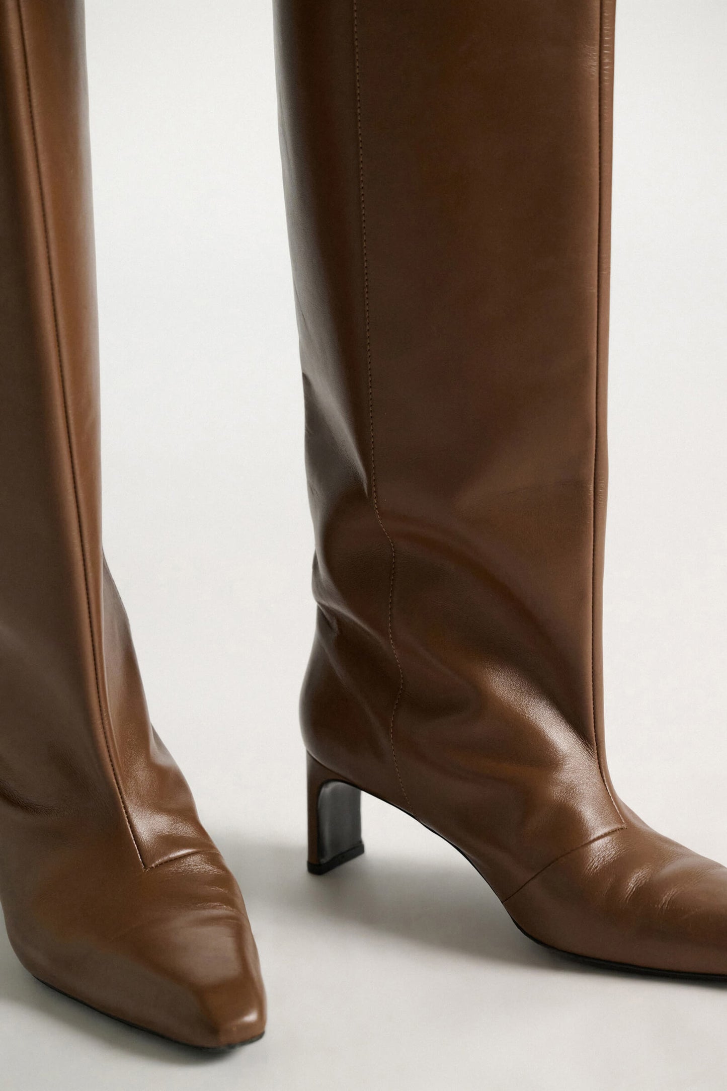 EDGY LUXURY TALL WIDE BOOT