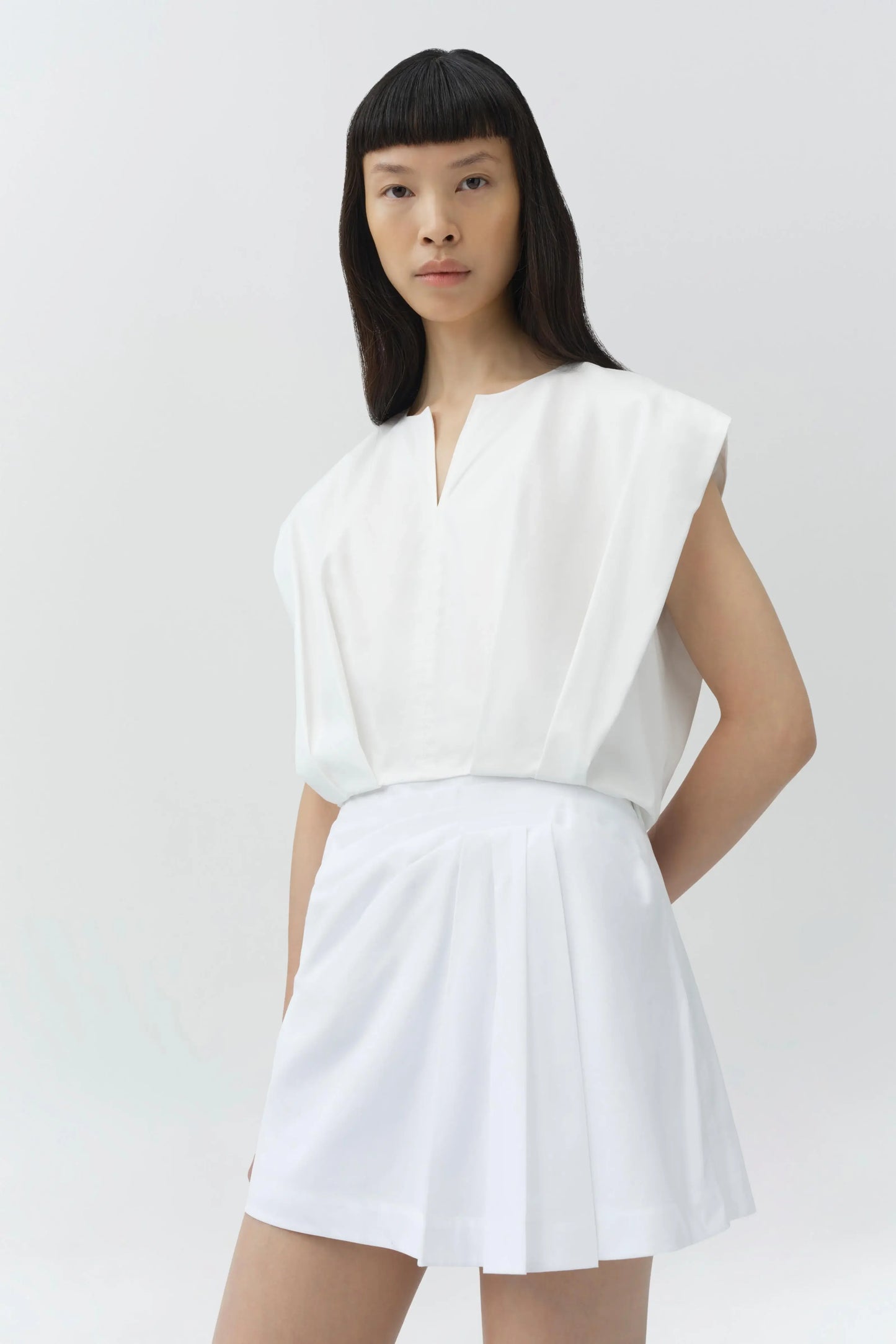 DEVLIN COTTON PLEATED MINI SKORT