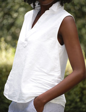OLIVIA SLEEVELESS POLO- WHITE DENIM
