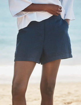 MAE PULL ON SHORT- NAVY