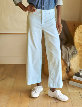 WEXFORD TROUSER IN SOFT BLUE