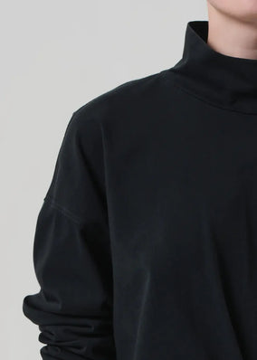 NOLA TURTLENECK