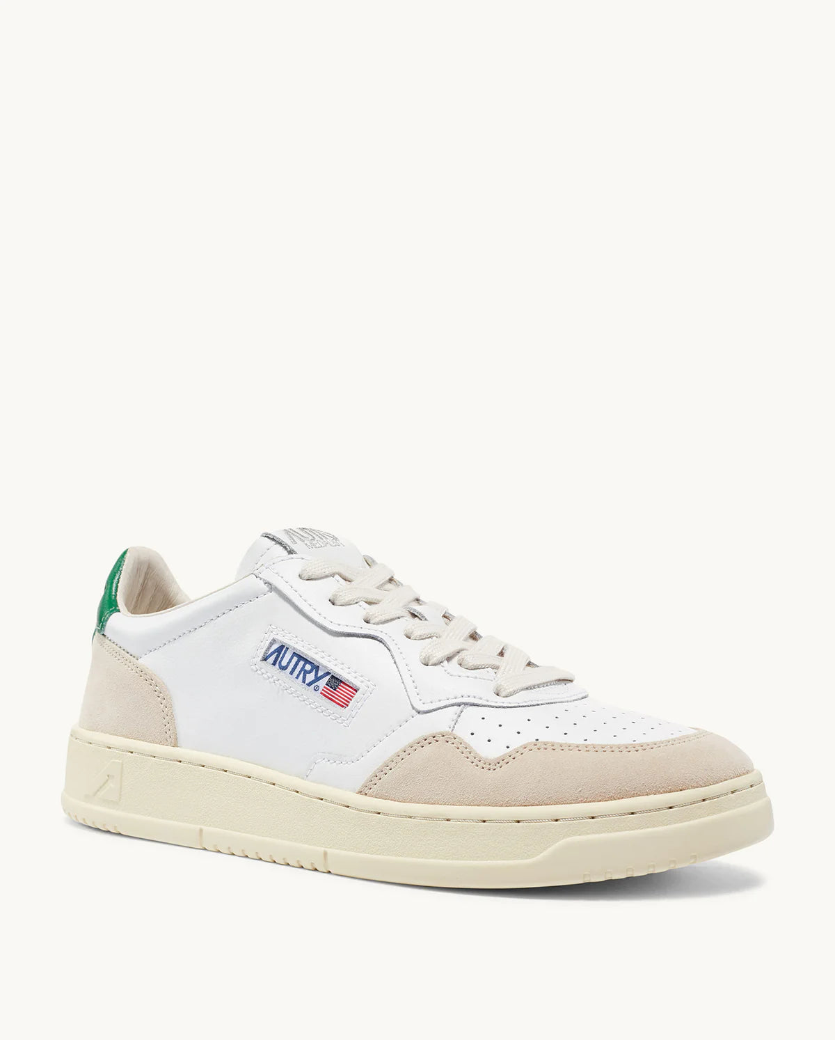 MEDALIST LOW- WHT/AMAZ