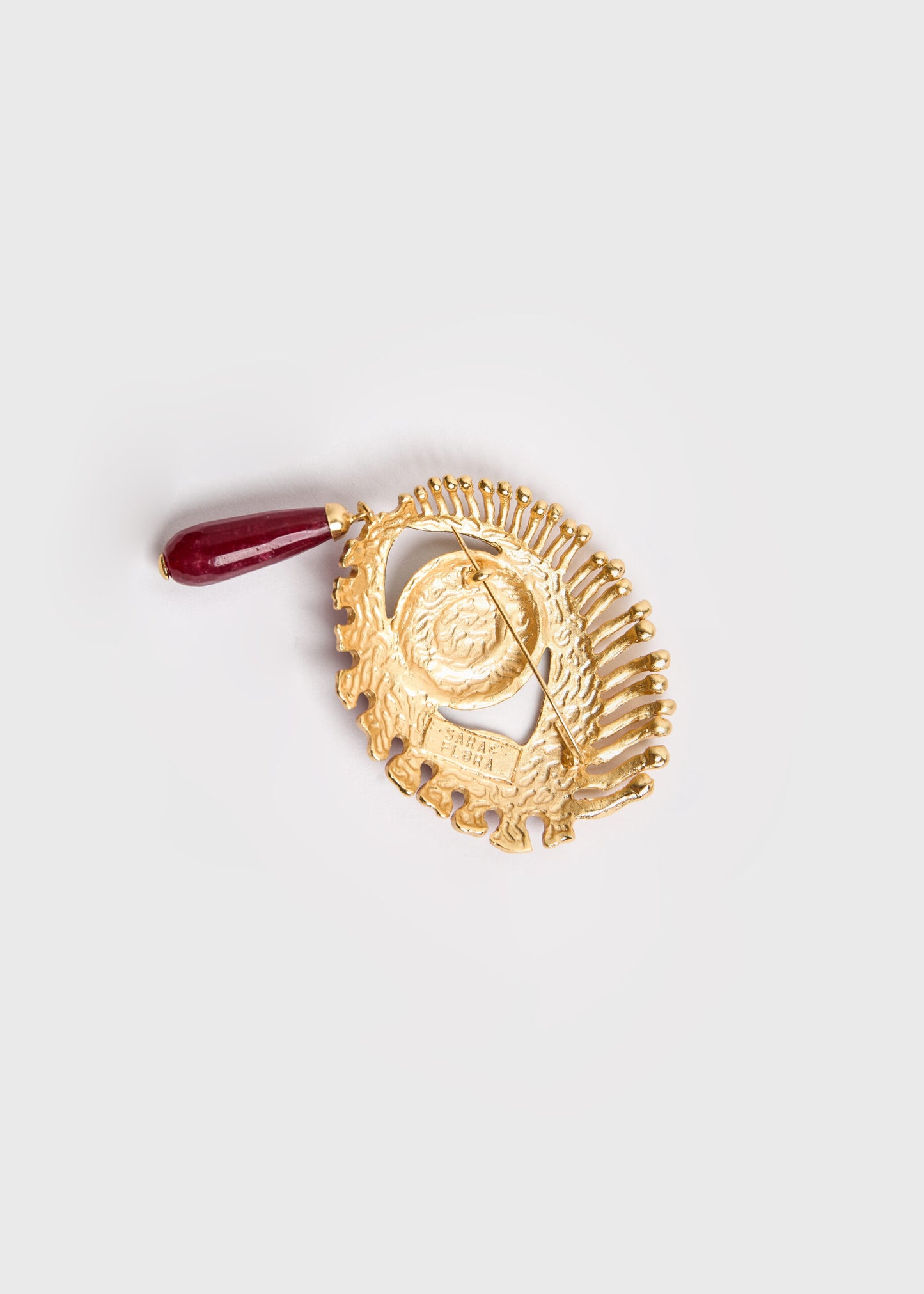 BURGUNDY MAXI EYE PENDANT