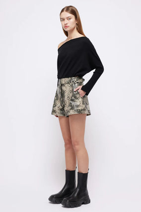 CHACE BELTED SHORT