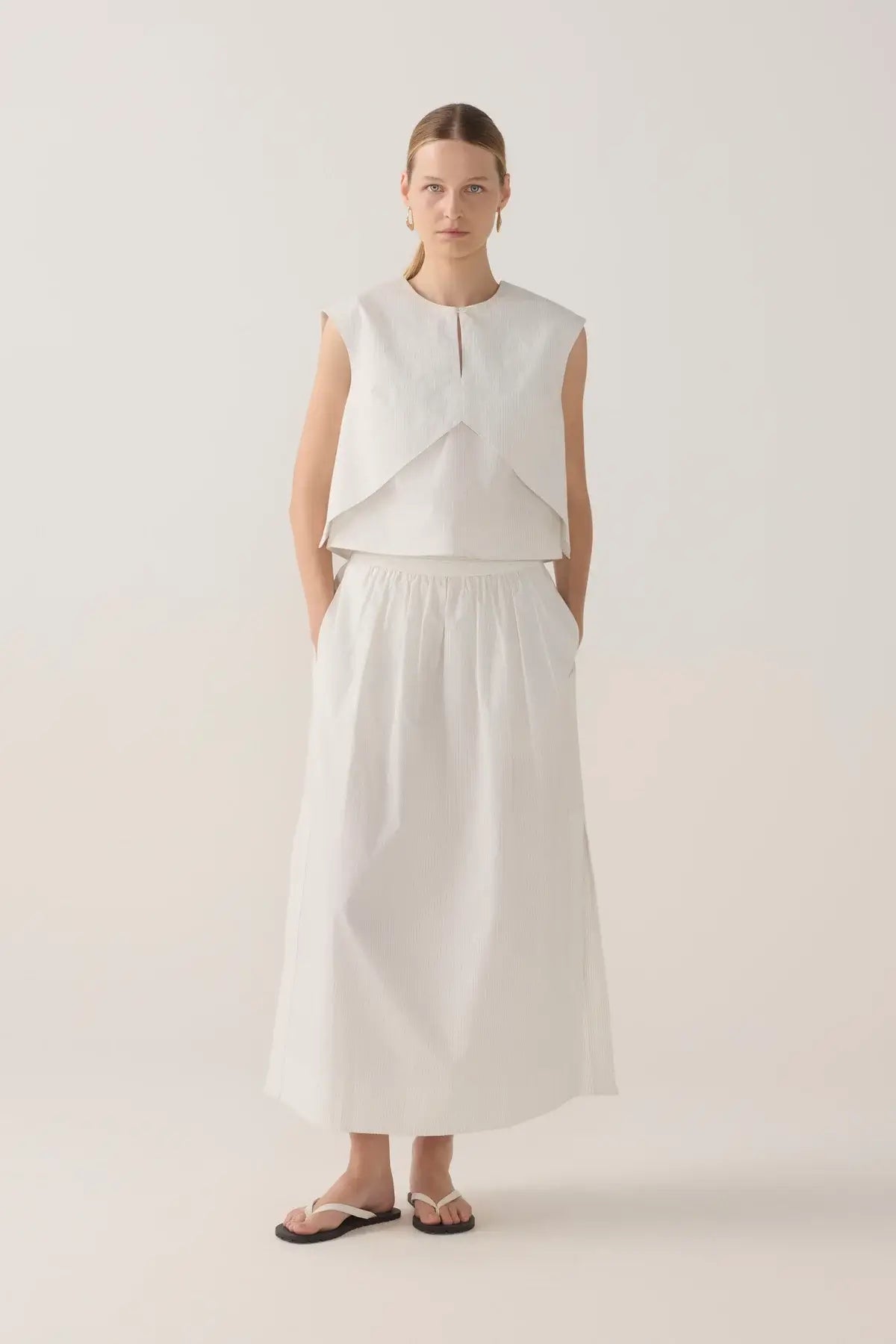 DAKOTA TOP- WHITE PINSTRIPE