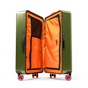 FLOYD CHECK-IN, VEGAS GREEN