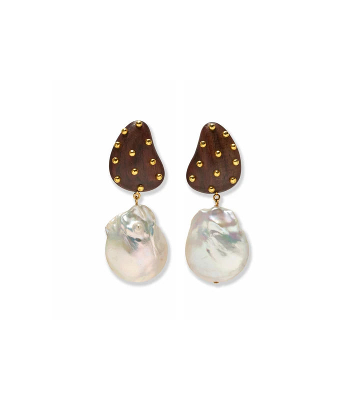 ORBIT EARRINGS IN PEARL