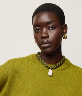 WOVEN COLLAR IN OLIVE BRANCH