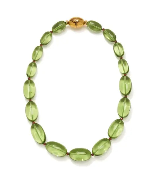 VERDANT NECKLACE IN GROVE