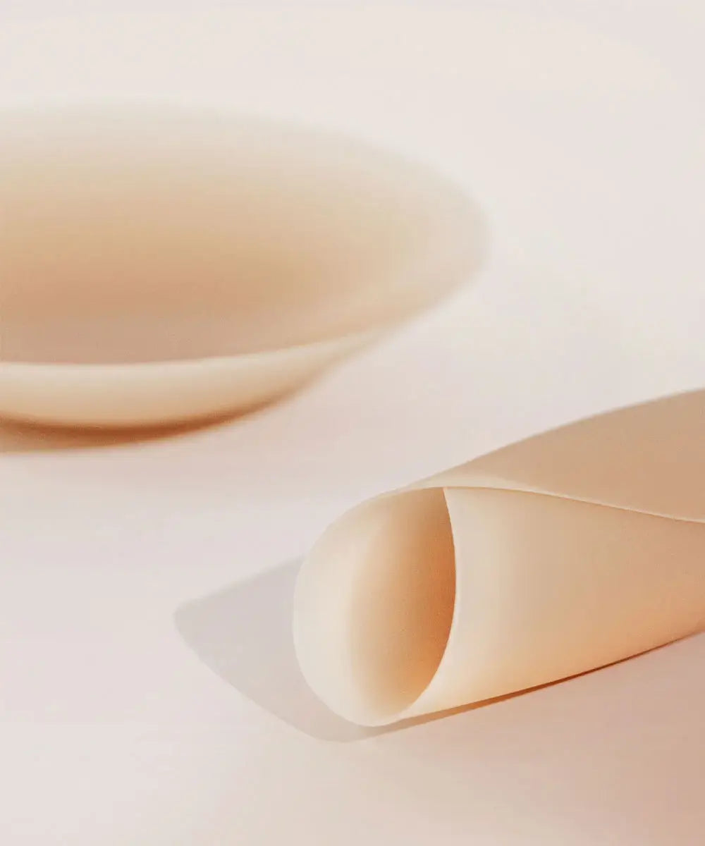 NO SHOW REUSABLE ADHESIVE NIPPLE COVERS