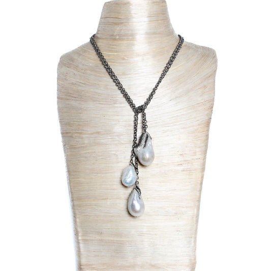 WHITE BAROQUE FRESH WATER PEARL LARIAT NECKLACE