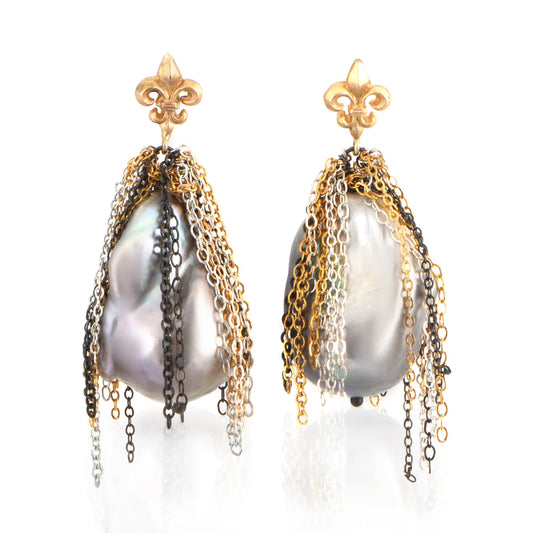 SILVER BAROQUE FRESH WATER PEARL CHAIN FLEUR DE LIS POST EARRING