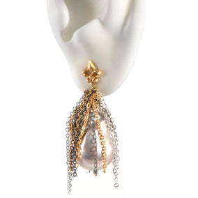 SILVER BAROQUE FRESH WATER PEARL CHAIN FLEUR DE LIS POST EARRING
