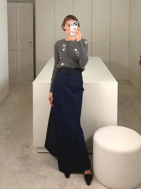 SKIRT MARCH