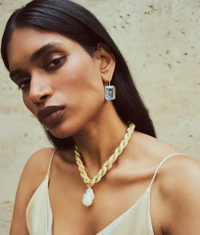 WOVEN COLLAR IN SANDBAR