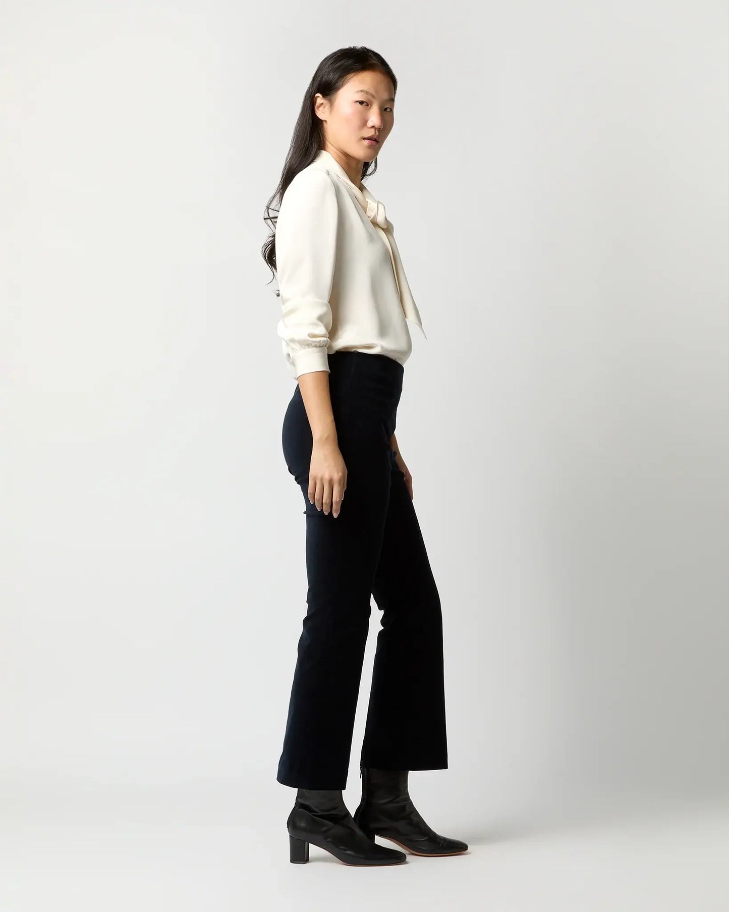 FAYE FLARE CROPPED PANT- VELVET