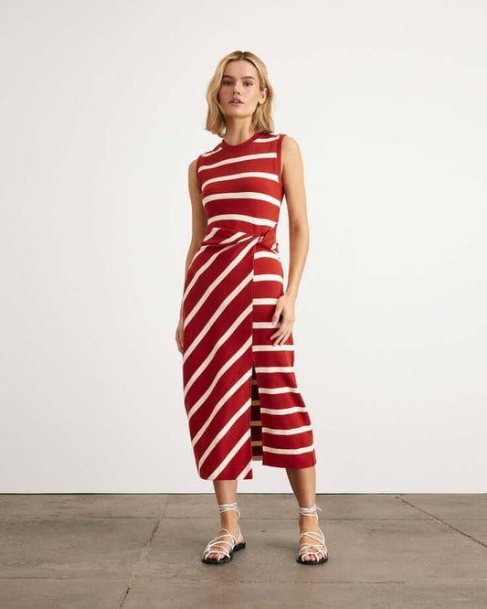SLEEVELESS CODY DRESS