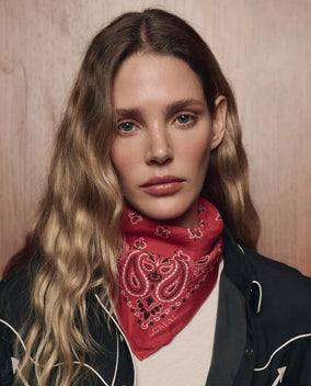 THE SILK BANDANA- TRUE RED