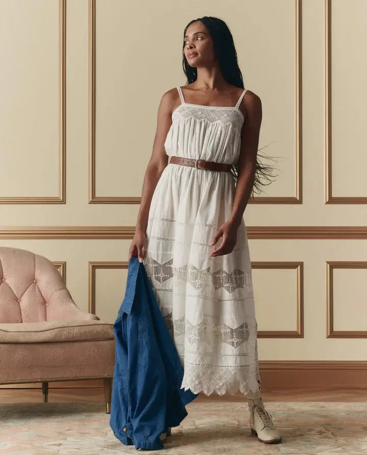 THE ROSETTE CROCHET DRESS