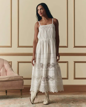 THE ROSETTE CROCHET DRESS